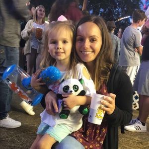 Meet your Posher, Carli